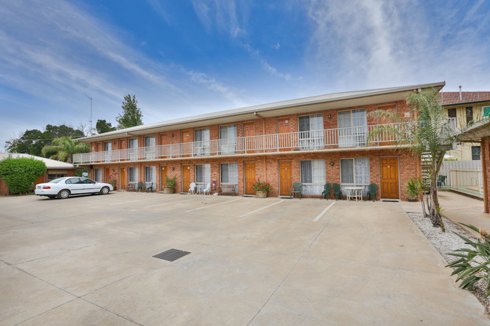 Red Cliffs Colonial Motor Lodge, Mildura Region Екстериор снимка