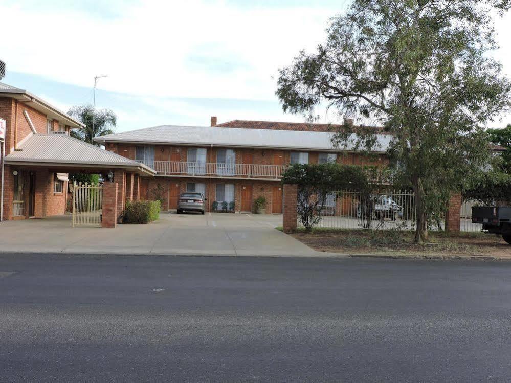 Red Cliffs Colonial Motor Lodge, Mildura Region Екстериор снимка